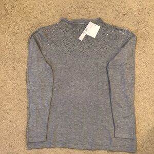 Long sleeve Size XL grey lightweight sweater. New